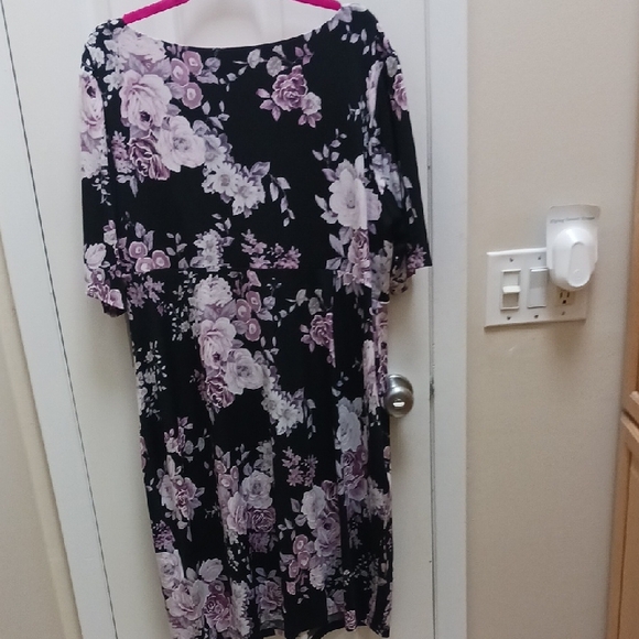Connected Apparel Black and Pink Floral Dress - Picture 10 of 10